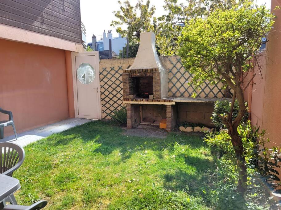 L'atelier, Avec Jardin A 100 M De La Mer. *